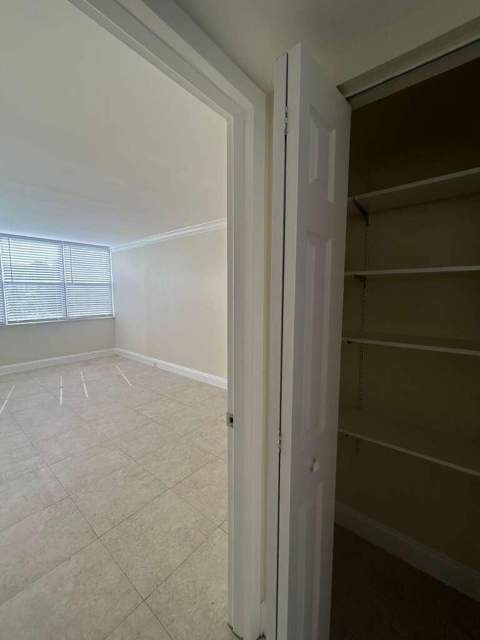 341 Fanshaw I, Boca Raton FL - photo 12 of 16