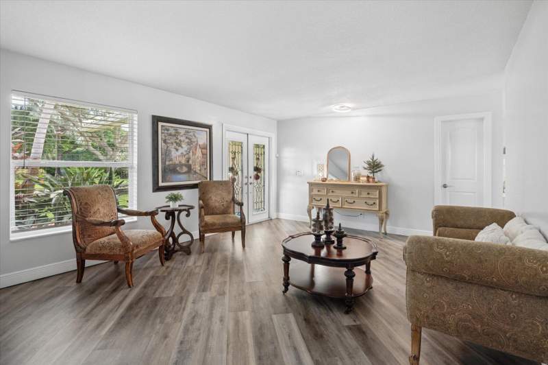 4 bedroom Single Family Residence at 2740 NW 106th Avenue, Coral Springs Country Club, Coral Springs — photo 4