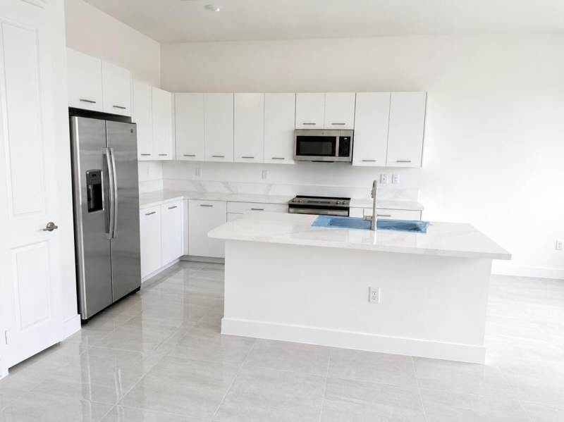 4 bedroom Single Family Residence at 17451 SW 41st Street, Tuscan Isles, Miramar — photo 5