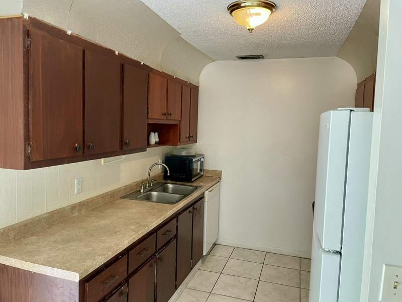 2 bedroom Condominium at 3293 Kirk Road #Unit 7, Fountainview Condo, Lake Worth — photo 4