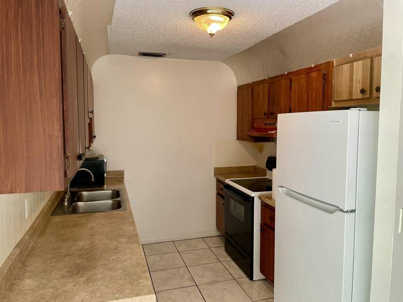 2 bedroom Condominium at 3293 Kirk Road #Unit 7, Fountainview Condo, Lake Worth — photo 3