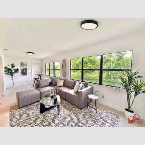 10335 Greenbriar Court, Boca Raton FL - photo 6 of 17