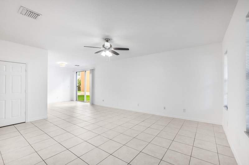 3 bedroom Single Family Residence at 2155 SE Casselberry Drive, East Lake Village No 2, Port St. Lucie — photo 5