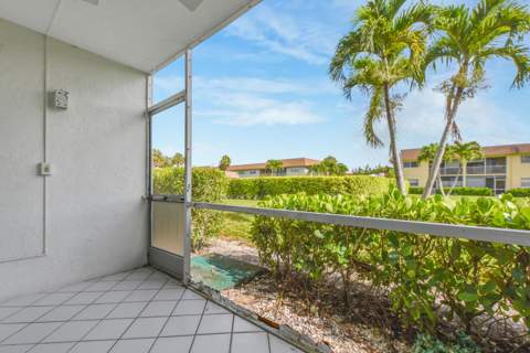 9851 Sandalfoot Boulevard #210, Boca Raton FL - photo 11 of 18
