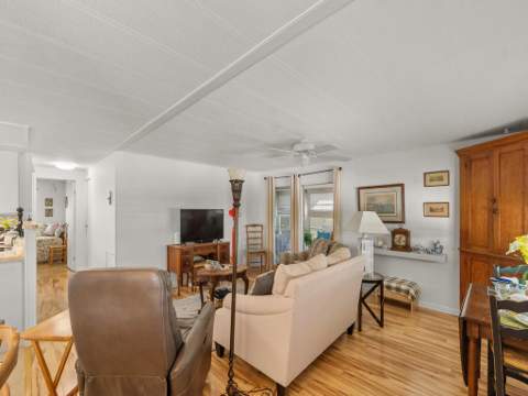 212 NE Forrest Court, Jensen Beach FL - photo 12 of 35