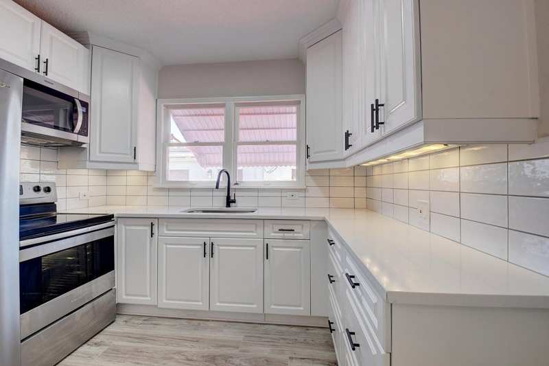 2 bedroom Single Family Residence at 348 SE 4th Avenue, Linns, Delray Beach — photo 1