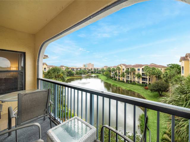200 UNO LAGO Drive #405, home for sale in Juno Beach