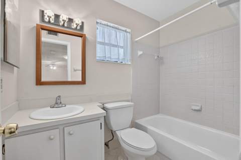 3721 Cocoplum Circle, Coconut Creek FL - photo 12 of 55