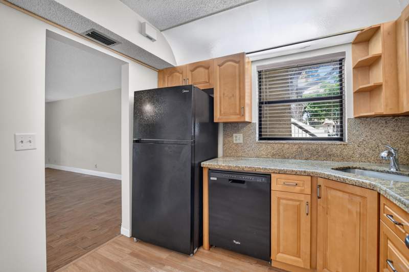 2 bedroom Condominium at 3721 Cocoplum Circle, Karanda Village Iii-A Condo, Coconut Creek — photo 4