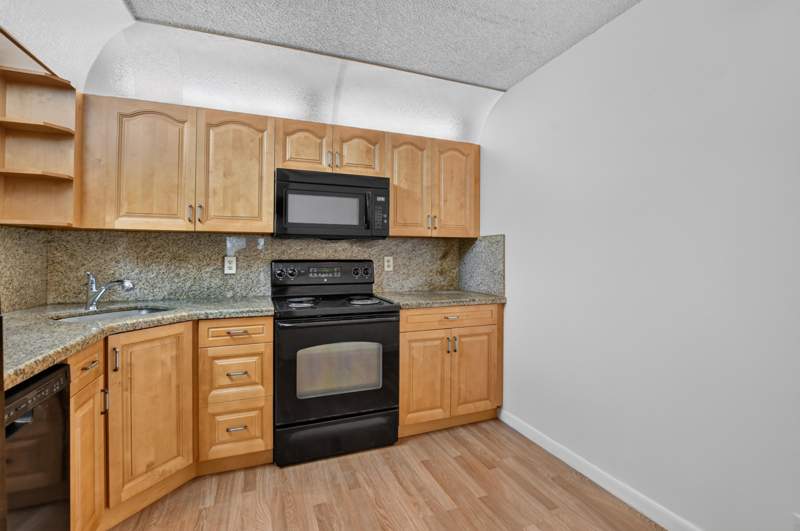 2 bedroom Condominium at 3721 Cocoplum Circle, Karanda Village Iii-A Condo, Coconut Creek — photo 5