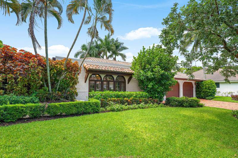 4 bedroom Single Family Residence at 2570 NW 27th Street, New Floresta, Boca Raton — photo 3