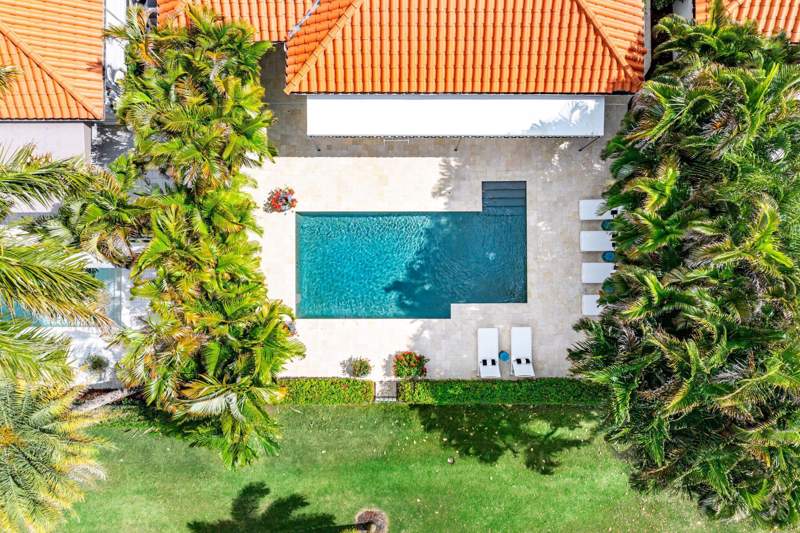 3 bedroom Single Family Residence at 21359 Harrow Court, Coventry In The Grove, Boca Raton — photo 2