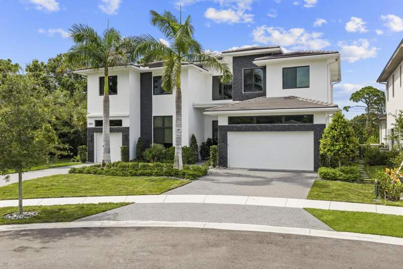 5 bedroom Single Family Residence at 18401 Symphony Court, Symphony At Jupiter, Jupiter — photo 2