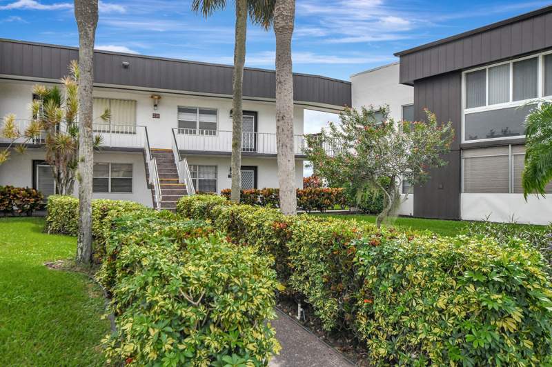 2 bedroom Condominium at 972 Normandy U, Kings Point Normandy Condos, Delray Beach — photo 3
