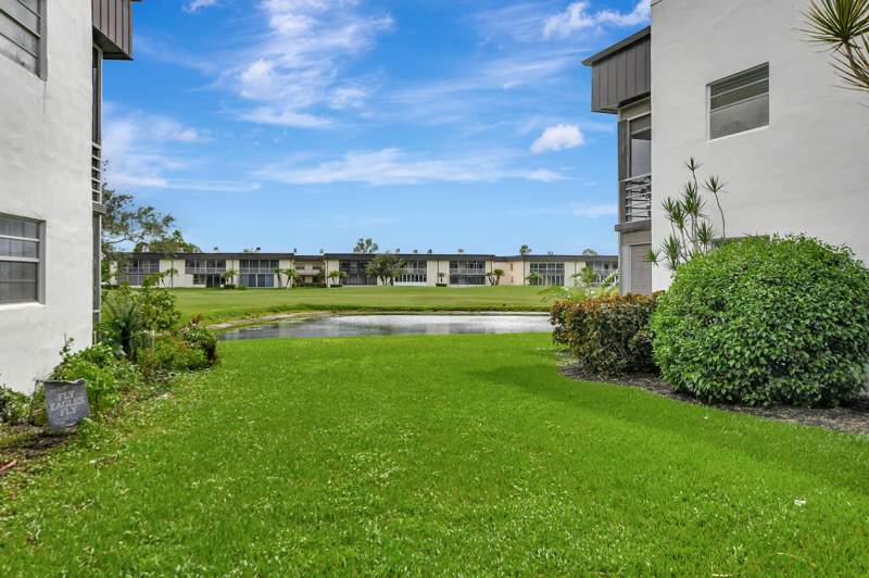 2 bedroom Condominium at 972 Normandy U, Kings Point Normandy Condos, Delray Beach — photo 4