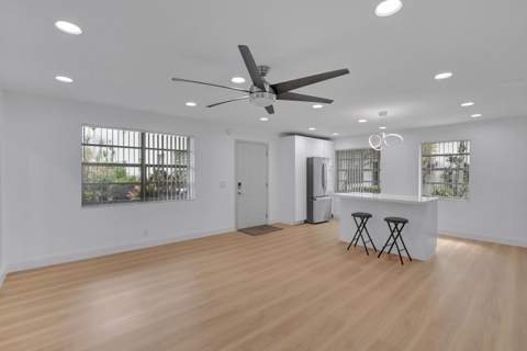 972 Normandy U, Delray Beach FL - photo 8 of 67