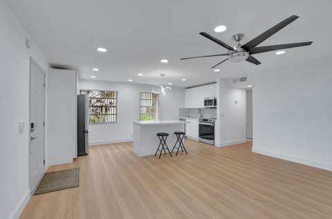 972 Normandy U, Delray Beach FL - photo 9 of 67