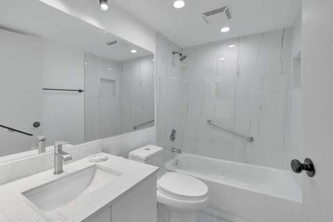 972 Normandy U, Delray Beach FL - photo 16 of 67