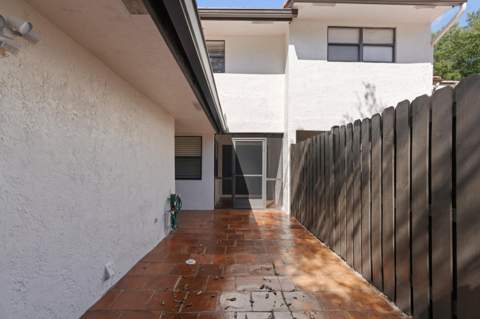 6850 NW 2nd Avenue #16, Boca Raton FL - photo 19 of 40