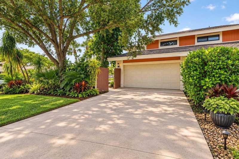 3 bedroom Townhouse at 7666 Sierra Terrace, Sierra Del Mar, Boca Raton — photo 1