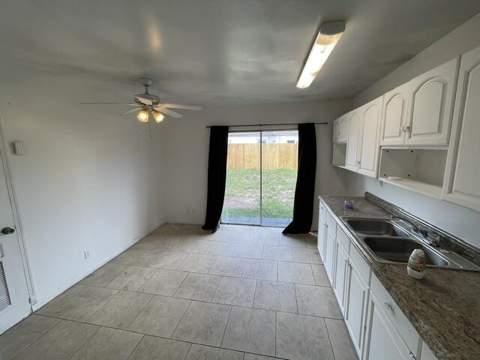 1104 W 24th Street, Riviera Beach FL - photo 14 of 23