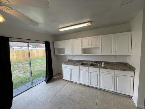 1104 W 24th Street, Riviera Beach FL - photo 15 of 23