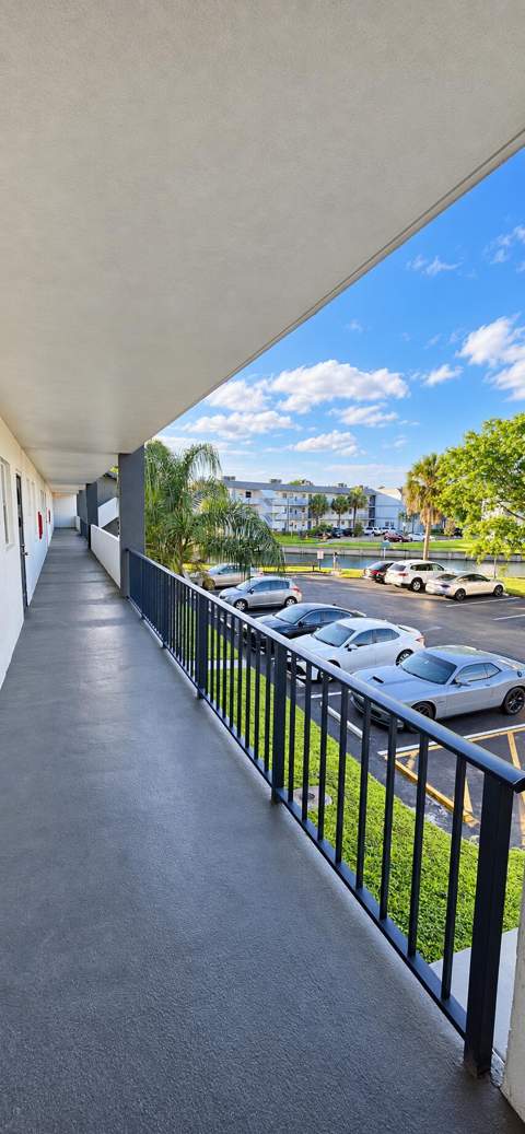 8320 Sands Point Boulevard #M207, Tamarac FL - photo 7 of 11