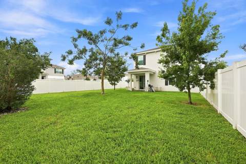 4514 Catalina Way, Greenacres FL - photo 11 of 34