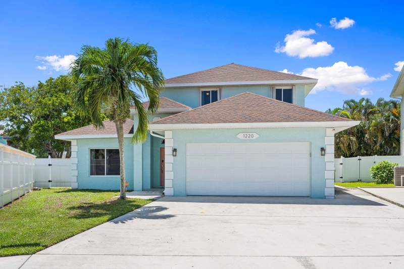 4 bedroom Single Family Residence at 1220 Bonefish Court, Beachcomber Phase II, Fort Pierce — photo 3