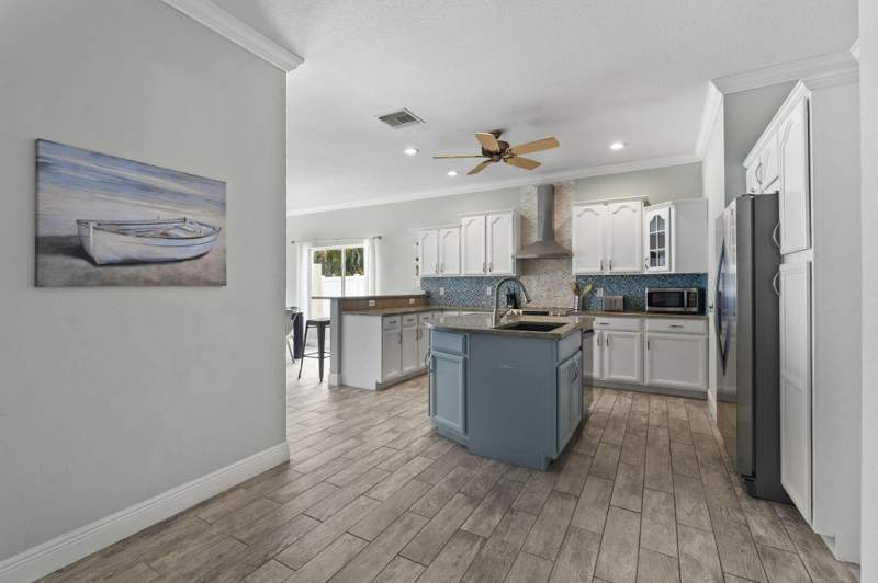 4 bedroom Single Family Residence at 1220 Bonefish Court, Beachcomber Phase II, Fort Pierce — photo 5