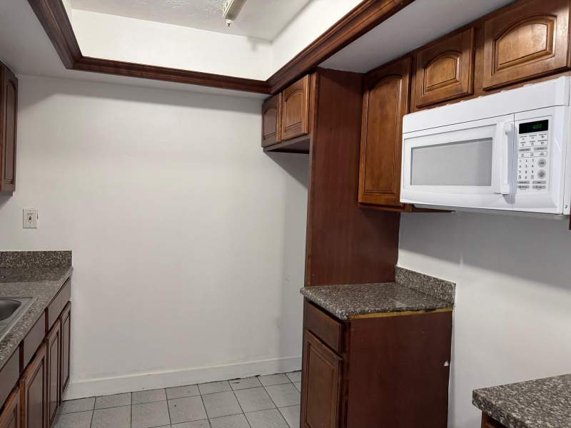 3 bedroom Single Family Residence at 6120 SW 22nd Court, Welwyn Manor Annex, Miramar — photo 4