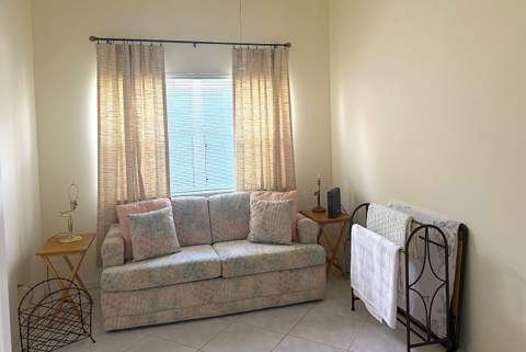 373 NW Sherry Lane, Port St. Lucie FL - photo 6 of 35
