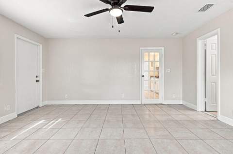 1472 NE 25th Court, Pompano Beach FL - photo 7 of 14