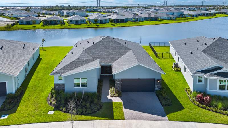 4 bedroom Single Family Residence at 14236 SW Murney Way, Cadence Phase II, Port St. Lucie — photo 3
