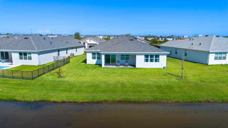 4 bedroom Single Family Residence at 14236 SW Murney Way, Cadence Phase II, Port St. Lucie — photo 4