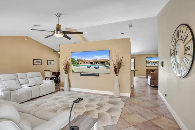 4 bedroom Single Family Residence at 9255 Sun Pointe Drive, Sun Valley 2, Boynton Beach — photo 2