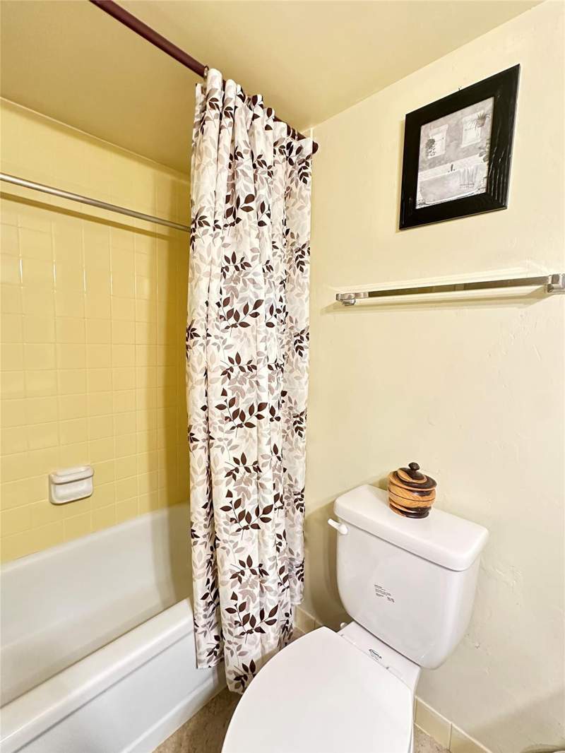 2 bedroom Condominium at 4899 NW 26th Court, Cypress Chase Condo No 4, Lauderdale Lakes — photo 4