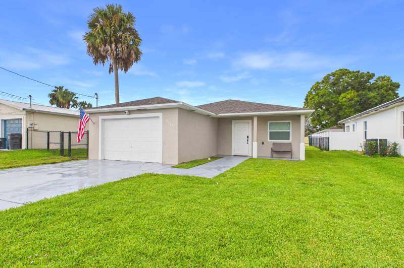 3 bedroom Single Family Residence at 6784 3rd Street, Abyssinia Park, Jupiter — photo 2