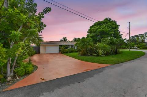 1513 NE 28th Drive, Wilton Manors FL - photo 7 of 37