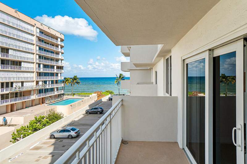 2 bedroom Condominium at 3215 S Ocean Boulevard #302, Ambassadors V North Condo, Highland Beach — photo 3