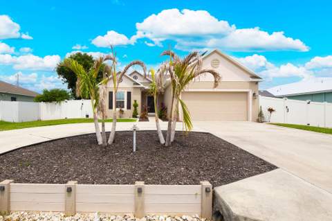 971 SW Jasper Avenue, Port St. Lucie FL - photo 8 of 48
