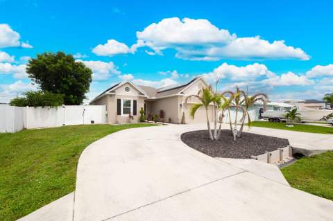 971 SW Jasper Avenue, Port St. Lucie FL - photo 9 of 48