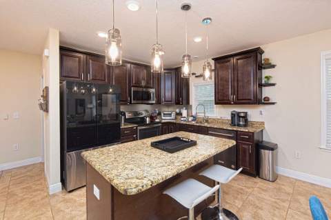 971 SW Jasper Avenue, Port St. Lucie FL - photo 16 of 48
