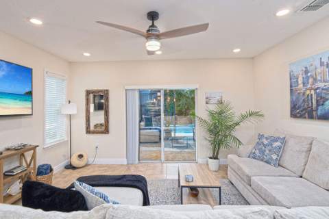 971 SW Jasper Avenue, Port St. Lucie FL - photo 11 of 48