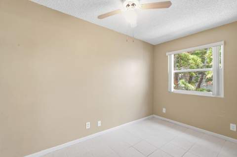 19074 SE Fearnley Drive, Jupiter FL - photo 24 of 39