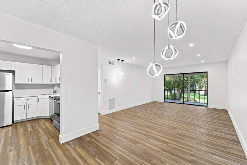 2 bedroom Condominium at 3101 Oakland Shores Drive #H210, Oakland Shores Condominium 1, Oakland Park — photo 2