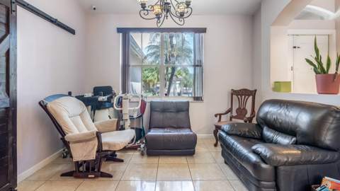 1150 SW 189th Avenue, Pembroke Pines FL - photo 15 of 54