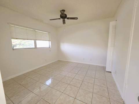 5445 Glenda Street, West Palm Beach FL - photo 15 of 42