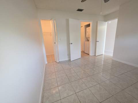 5445 Glenda Street, West Palm Beach FL - photo 17 of 42