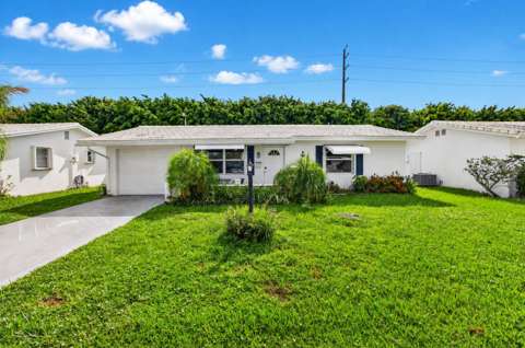 400 SW 8Th Place, home for sale in Boynton Beach 33426